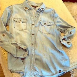 Chambray shirt with studs